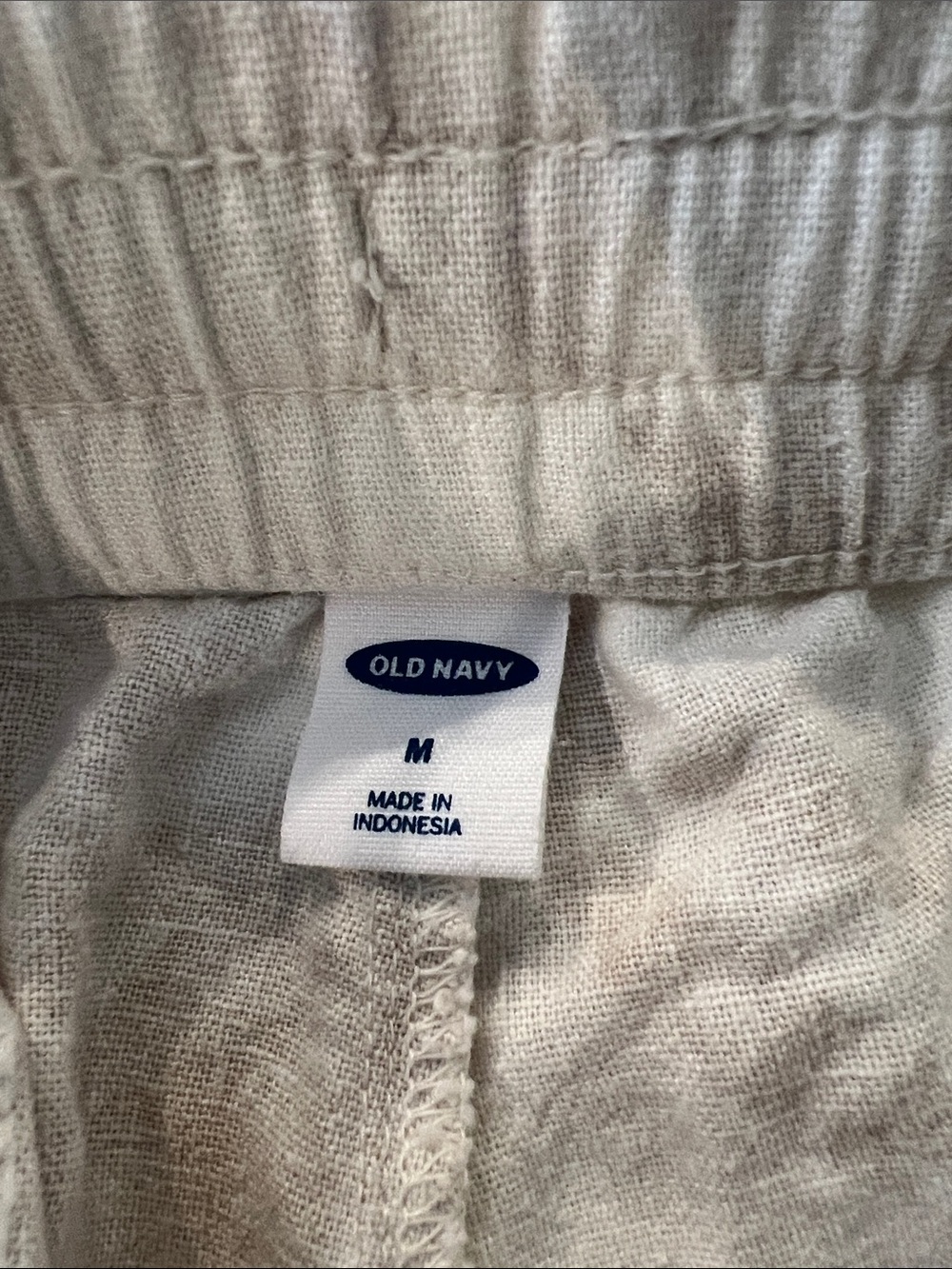 Old Navy Women’s shorts - Picture 6 of 7